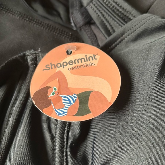 NWT SHAPERMINT Black Halter Underwire Swim Top, Size: XL - Picture 7 of 9